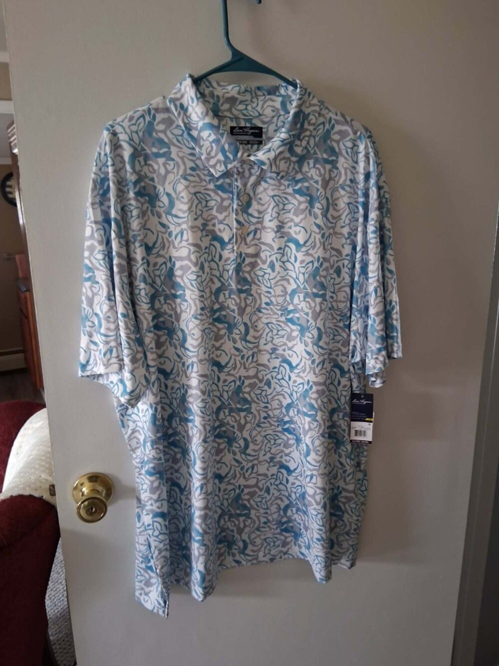Men's sport shirt 2XL NEW with tag